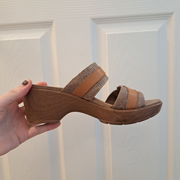 Dansko Brown Grey Leather Jessie Lizard Sand Slip On Buckle Sandals Clogs Sz 37 - Picture 5 of 7
